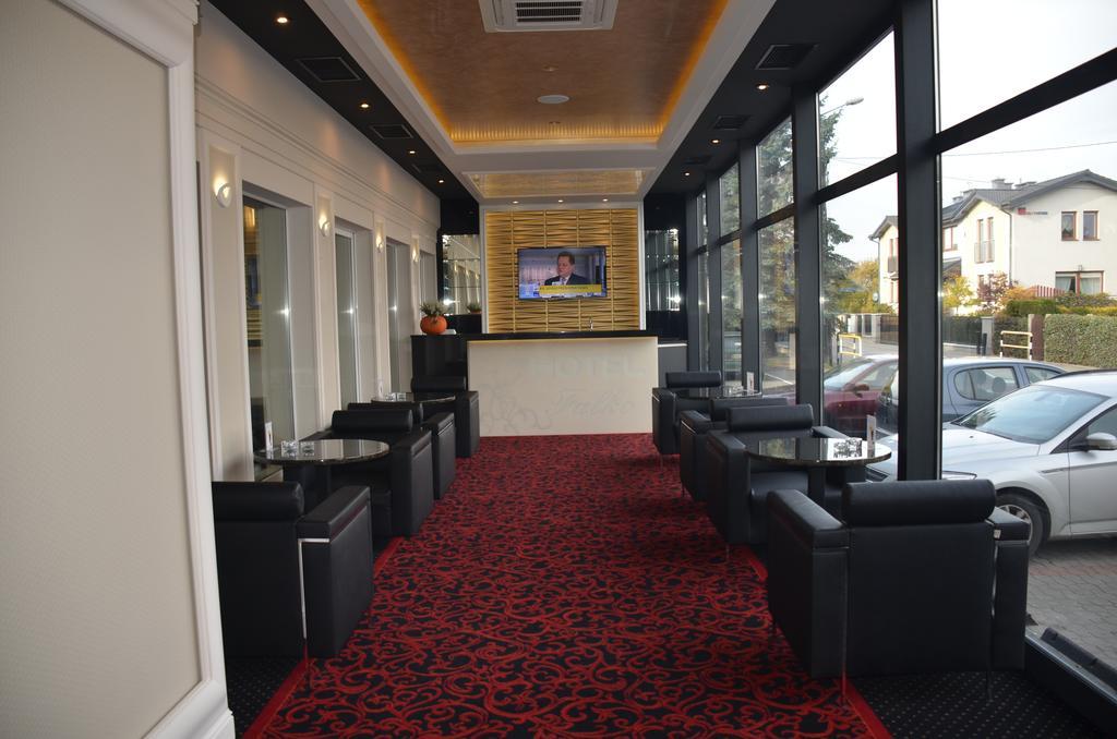 Hotel Falko Rumia Dış mekan fotoğraf